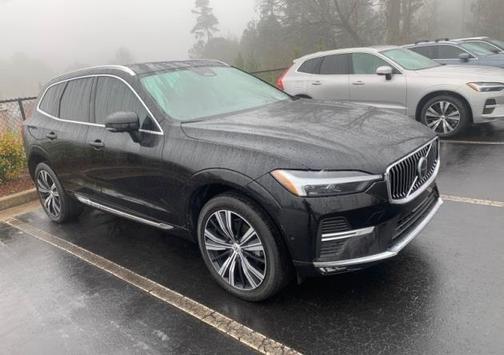2023 Volvo XC60 B5 Ultimate Bright Theme