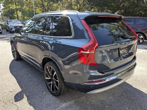 2022 Volvo XC90 Recharge Plug-In Hybrid T8 Inscription Expression 6 Passenger