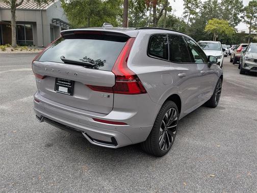 2026 Volvo XC60 B5 Ultra