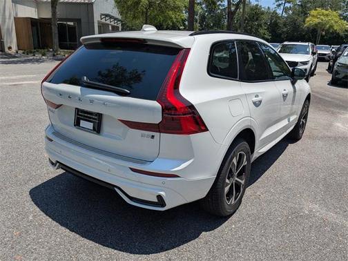 2026 Volvo XC60 B5 Core