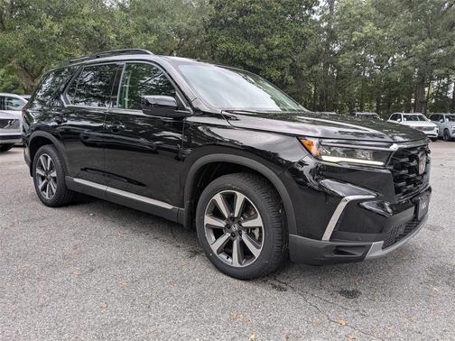 2023 Honda Pilot Touring 8-Passenger