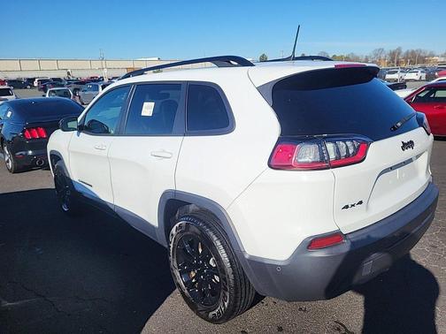 2023 Jeep Cherokee Altitude