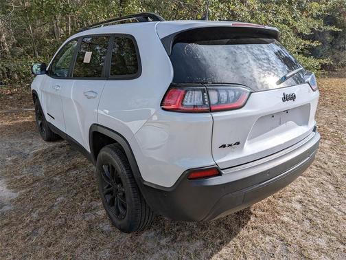 2023 Jeep Cherokee Altitude