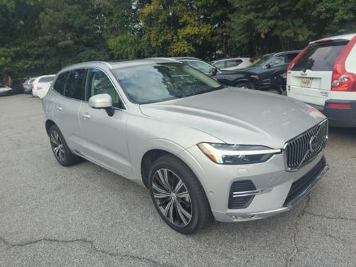 2023 Volvo XC60 B5 Plus Bright Theme