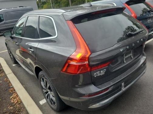 2022 Volvo XC60 B5 Inscription