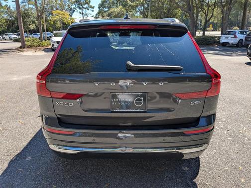 2022 Volvo XC60 B5 Inscription