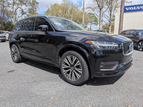 2021 Volvo XC90 T5 Momentum