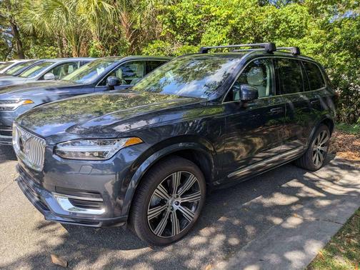 Denim Blue Metallic 2025 Volvo XC90 Plug-In Hybrid T8 Ultra 7-Seater