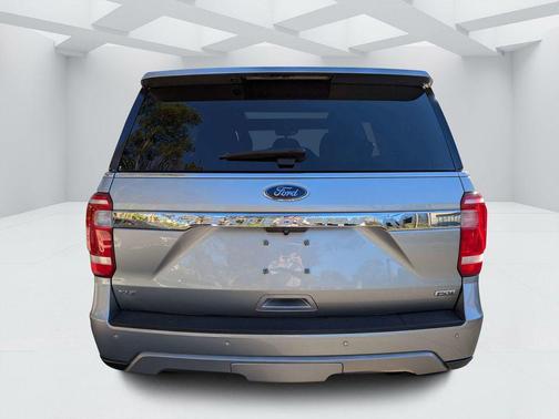 Iconic Silver Metallic 2020 Ford Expedition XLT