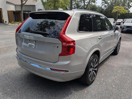 2025 Volvo XC90 B6 Plus 7-Seater