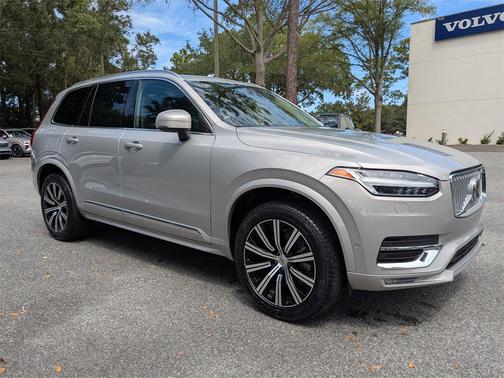 2025 Volvo XC90 B6 Plus 7-Seater