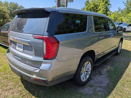 Satin Steel Metallic 2022 GMC Yukon XL SLT