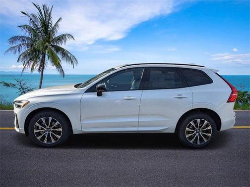 2025 Volvo XC60 B5 Core