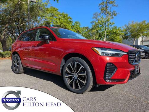 2023 Volvo XC60 B5 Plus Dark Theme