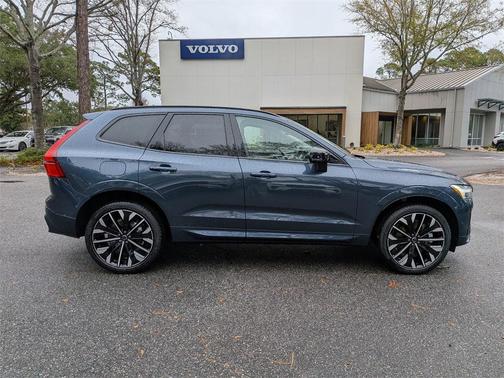 2026 Volvo XC60 Plug-In Hybrid T8 Ultra