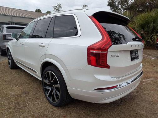 2023 Volvo XC90 B6 Plus 7-Seater