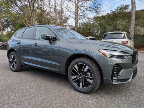 2026 Volvo XC60 B5 Core