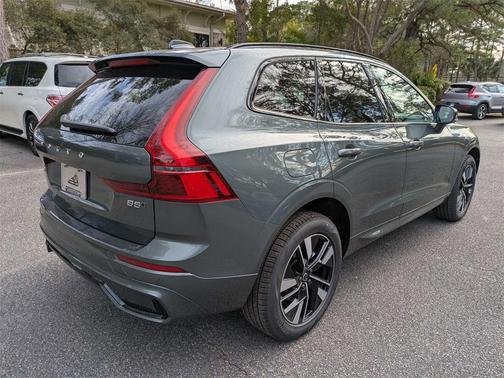 2026 Volvo XC60 B5 Core