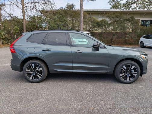 2026 Volvo XC60 B5 Core