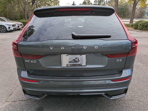 2026 Volvo XC60 B5 Core