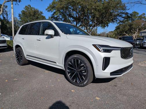 Crystal White Pearl 2026 Volvo XC90 Plus, B6 AWD Gas (mild hybrid), Gasoline, Bright, 7 Seats