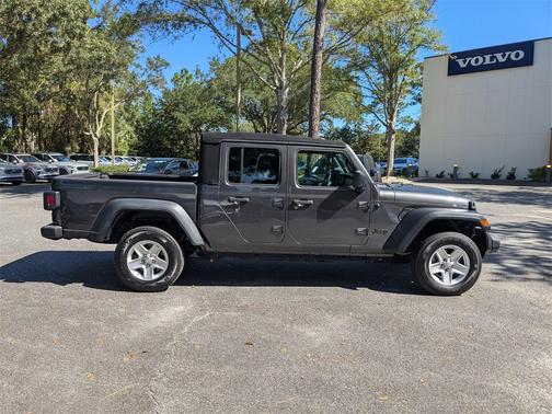 2020 Jeep Gladiator Sport S