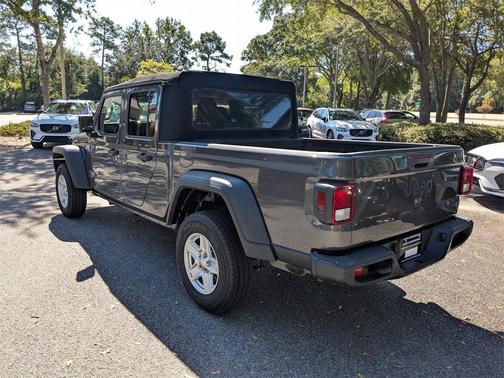 2020 Jeep Gladiator Sport S