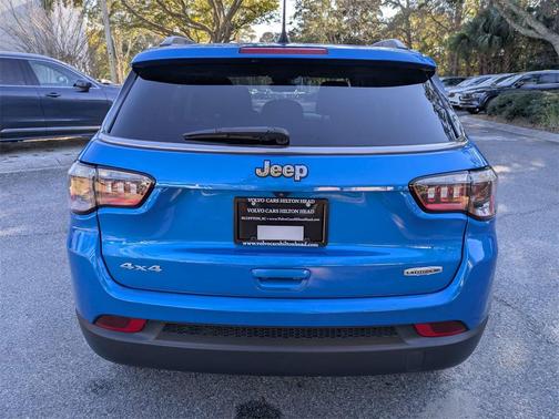 2022 Jeep Compass Latitude Lux