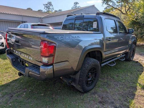 2018 Toyota Tacoma SR