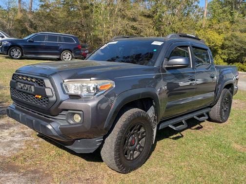 2018 Toyota Tacoma SR