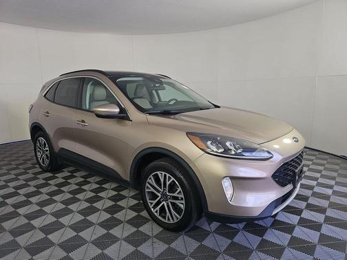 2021 Ford Escape SEL