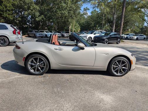 2022 Mazda MX-5 Miata Grand Touring