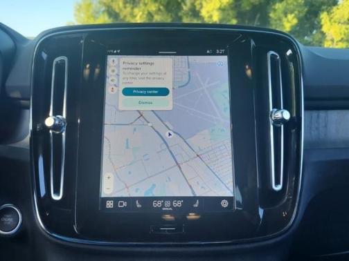 2024 Volvo XC40 B5 Core Bright Theme