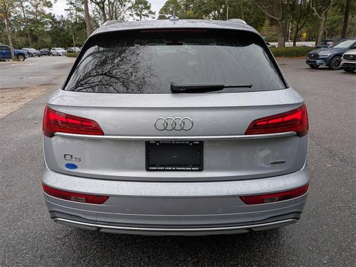 2023 Audi Q5 40 Premium
