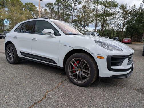 2022 Porsche Macan S