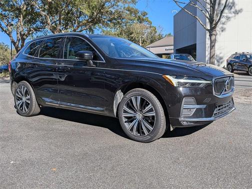 2022 Volvo XC60 B5 Inscription