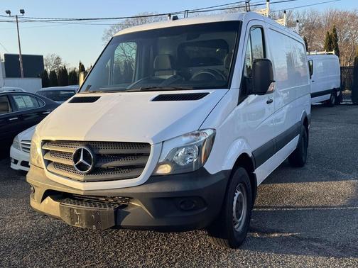 2017 Mercedes-Benz Sprinter 2500 Standard Roof