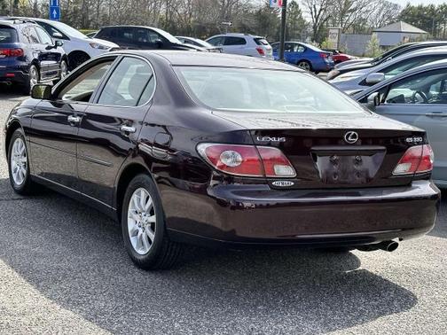 2004 Lexus ES 330 Base