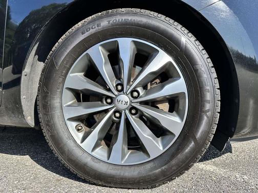 2016 Kia Sedona SX