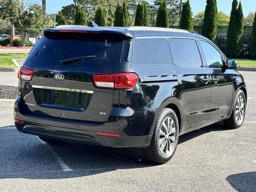 2016 Kia Sedona SX
