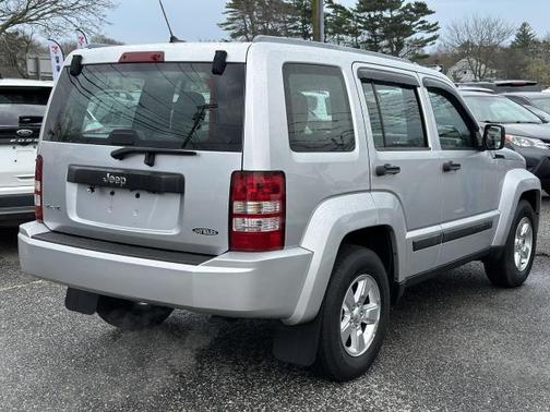 2011 Jeep Liberty Sport
