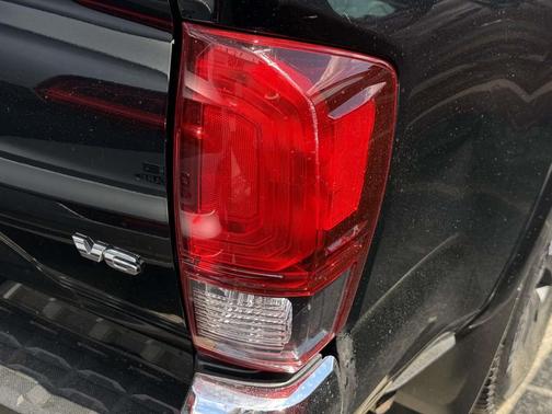 Midnight Black Metallic 2020 Toyota Tacoma SR5