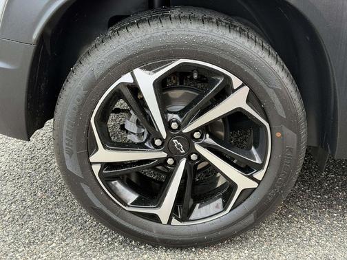 Sterling Gray Metallic 2023 Chevrolet Trailblazer RS