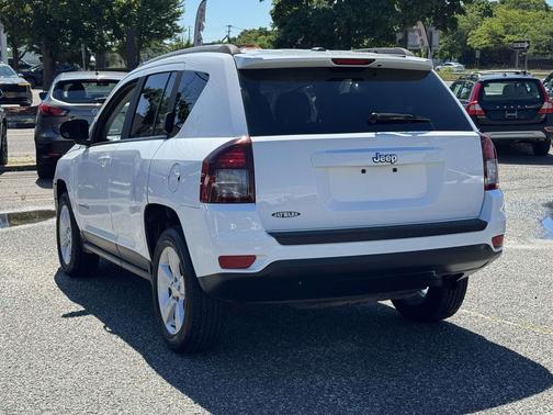 Bright White Clearcoat 2016 Jeep Compass Sport