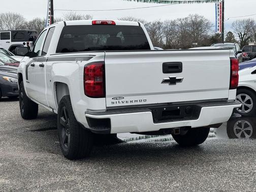 2016 Chevrolet Silverado 1500 Custom