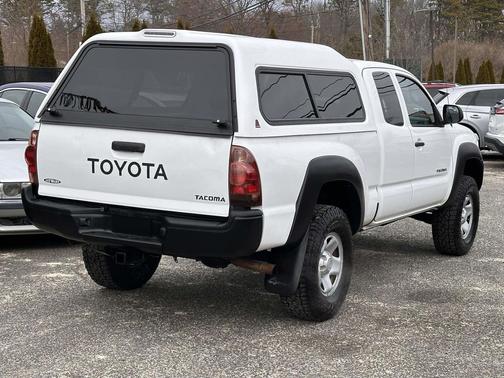 2014 Toyota Tacoma Base