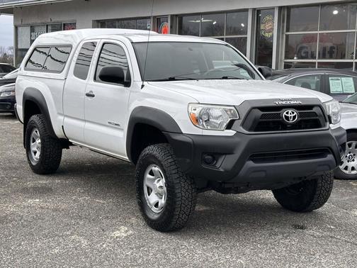 2014 Toyota Tacoma Base