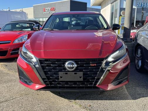 2024 Nissan Altima SR FWD