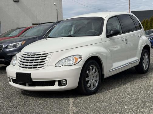 Stone White 2010 Chrysler PT Cruiser Classic