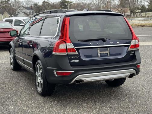 2015 Volvo XC70 T6 Platinum